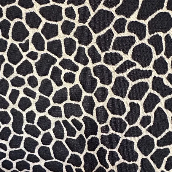 Michael Kors V neck Patterned Blouse - Picture 4 of 7